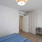 Meris Apartment